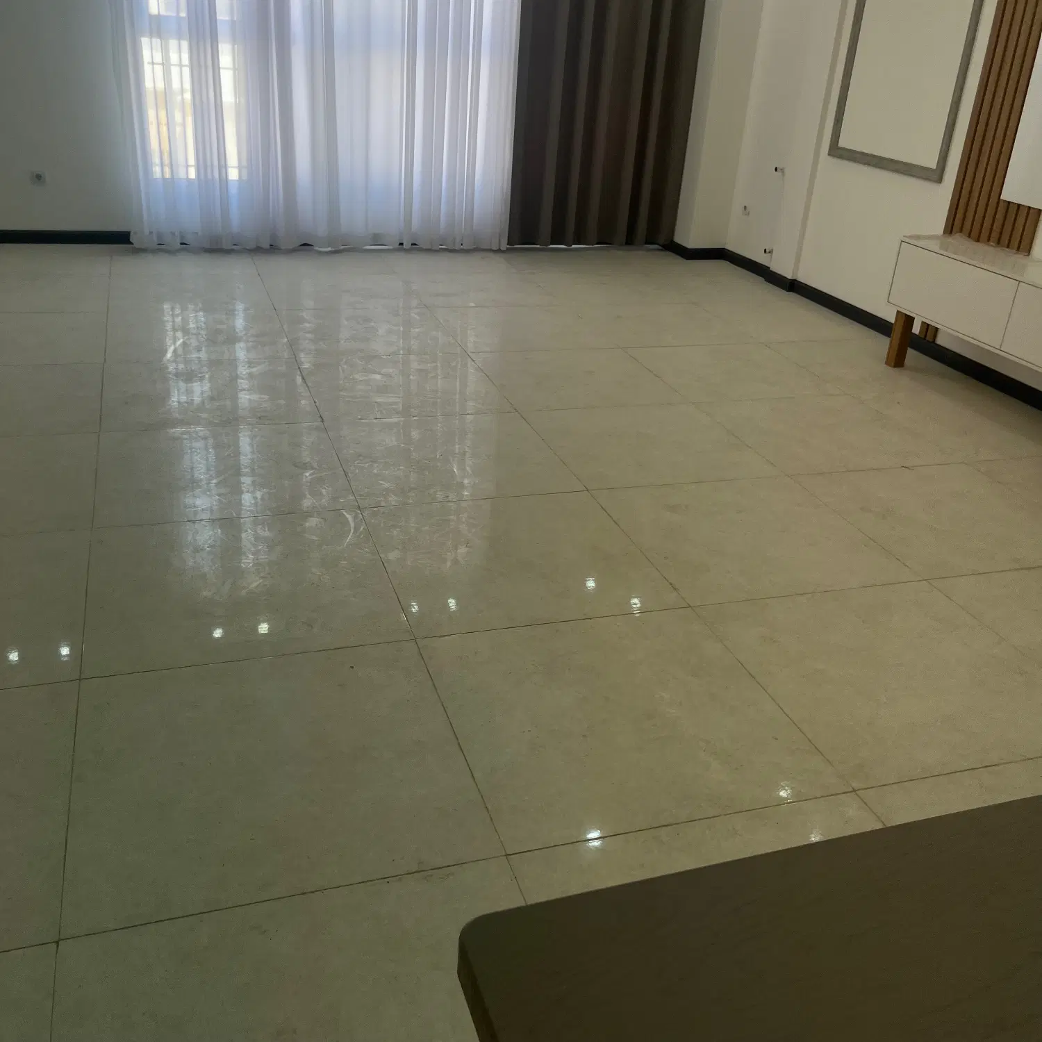 همکف بر بلوار زرهی