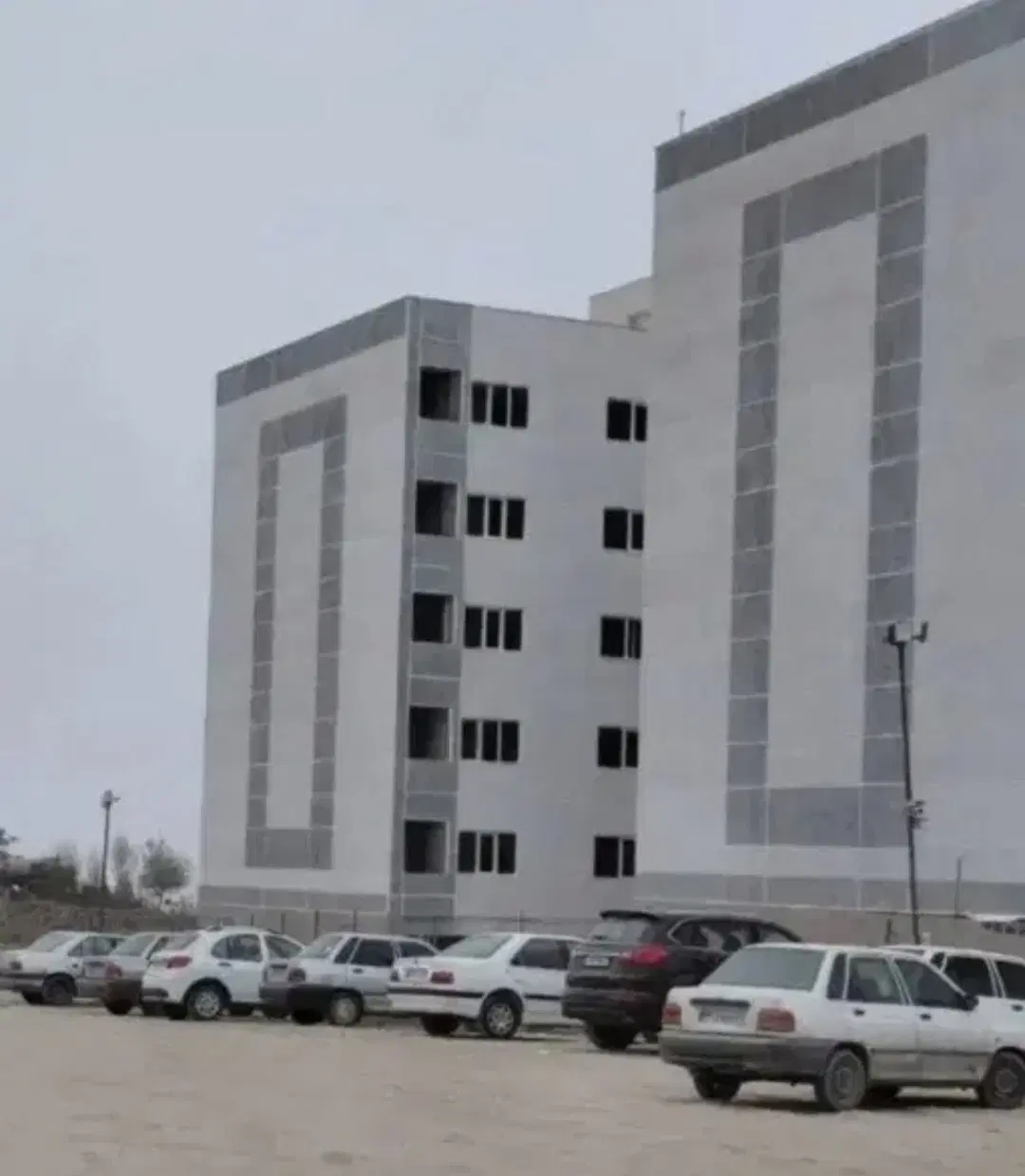 مسکن ملی۸۵ متر برمیدارن قطعه۱۲