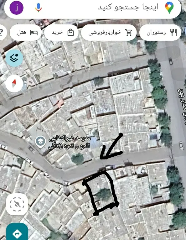 ساختمان کلنگی به متراژ ۱۹۰ متر