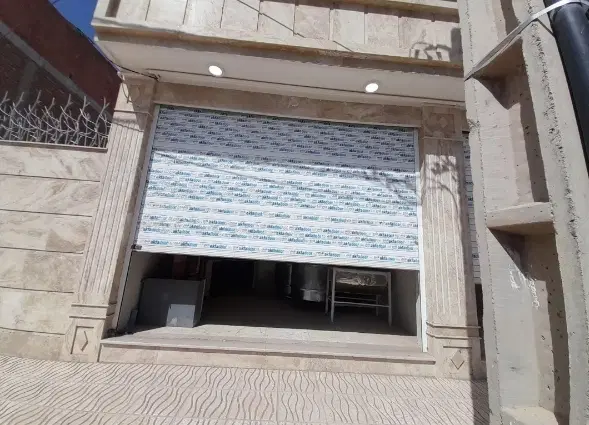 ۵۰ متر مغازه ..خیابان ۲۴ آذر