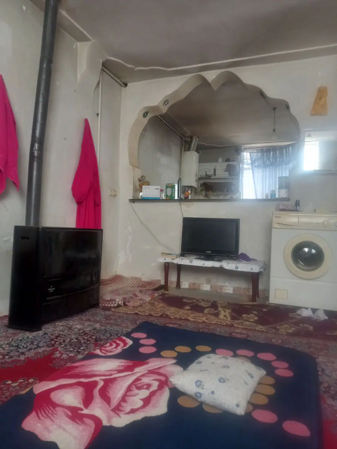 رهن خونه ۲۰۰متری سرطاف ماشین رو ۴متری برقی