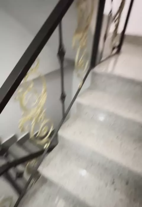 واحد ۱۴۵ متری بر خیابان مدنی ۱