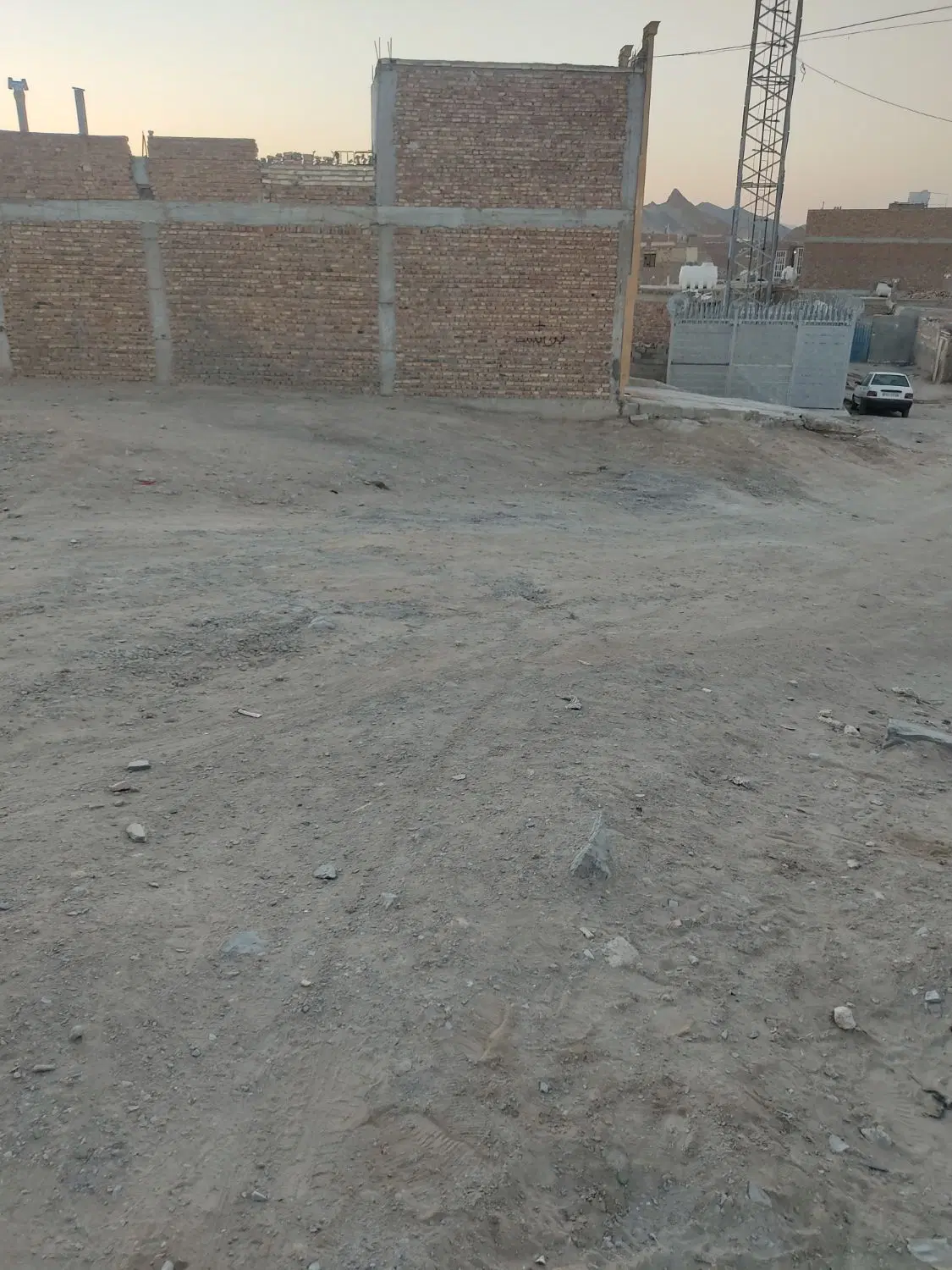 زمین مسکونی