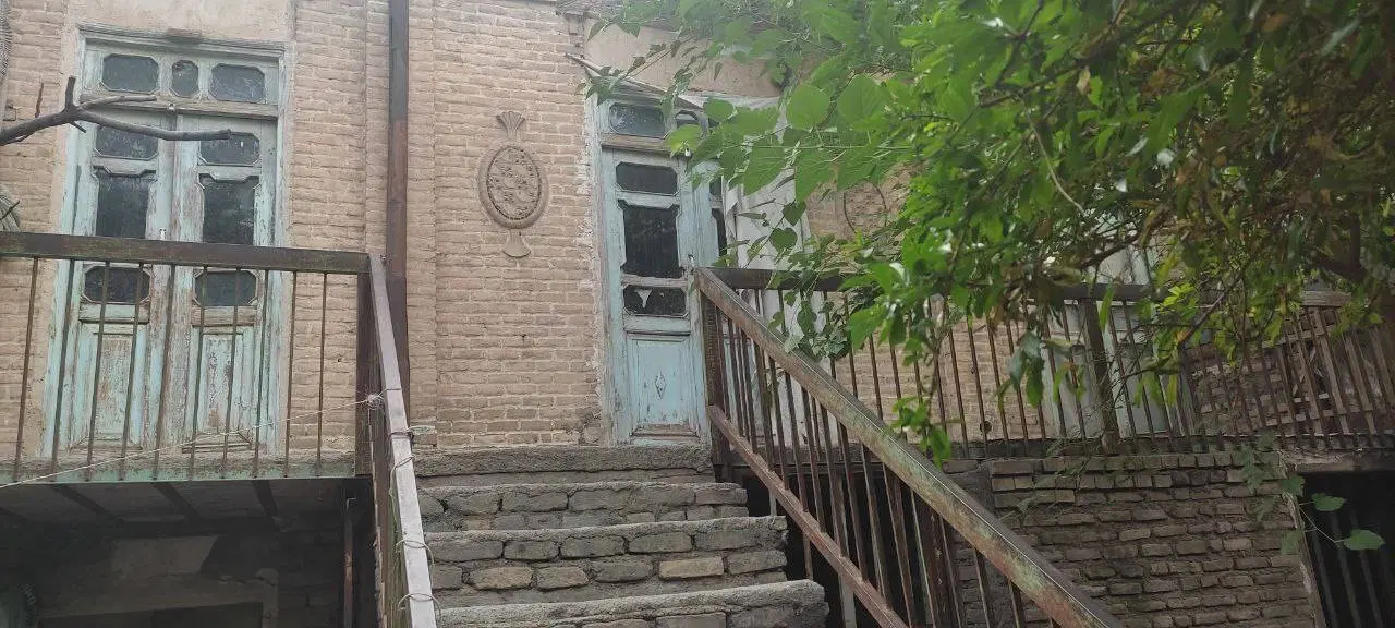 منزل ۴۰۰ متری نزدیک حرم