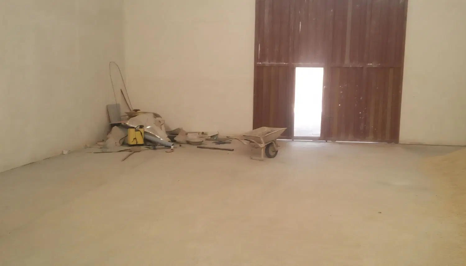 سوله ومحوطه ۶۵۰ متر در ورامین