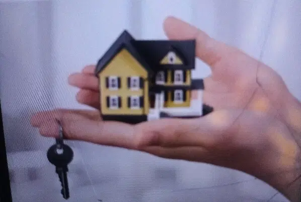 فروش یک دستگاه منزل مسکونی