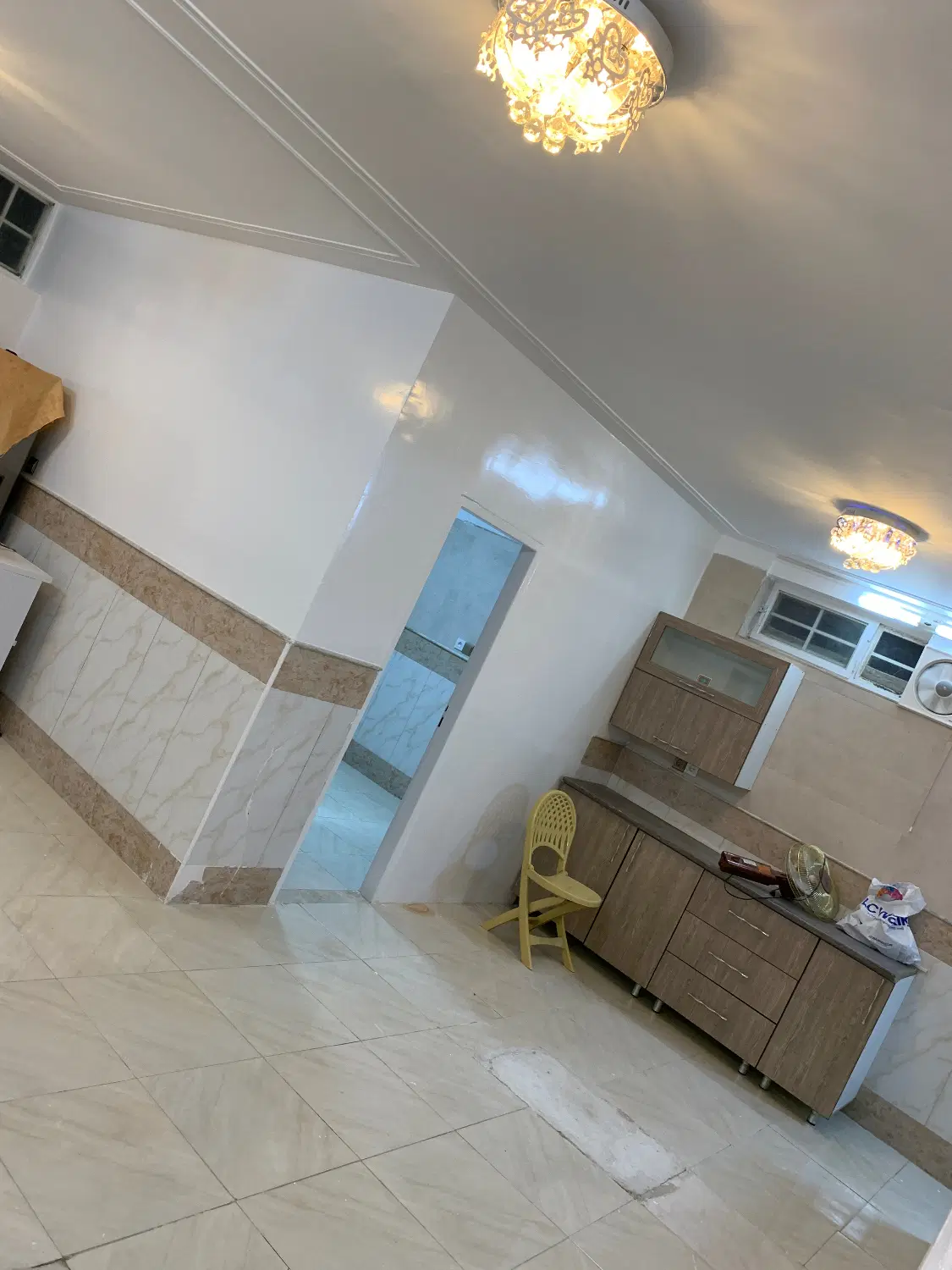 زیر زمین اجاره ای سه قواره مانده به بر خیابان