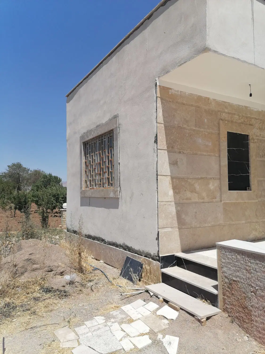 باغ 2500متری با سند