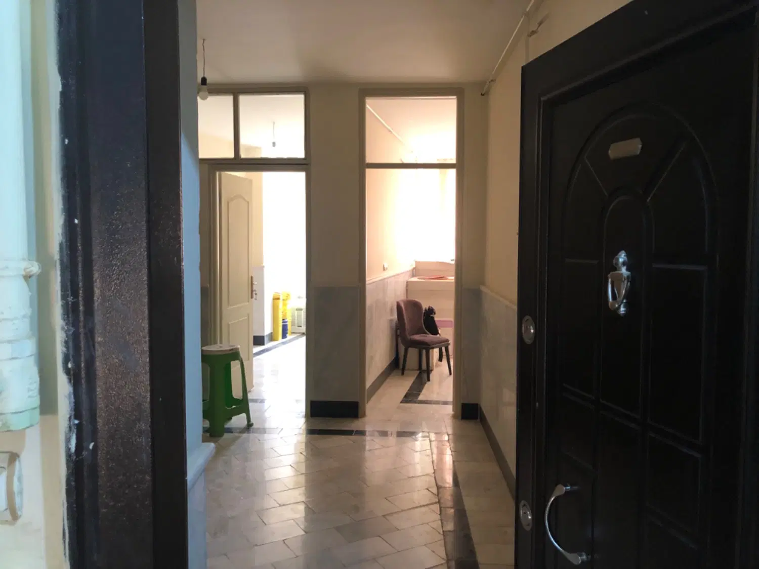 اجاره یک واحد اداری در پارکینگ شهرداری