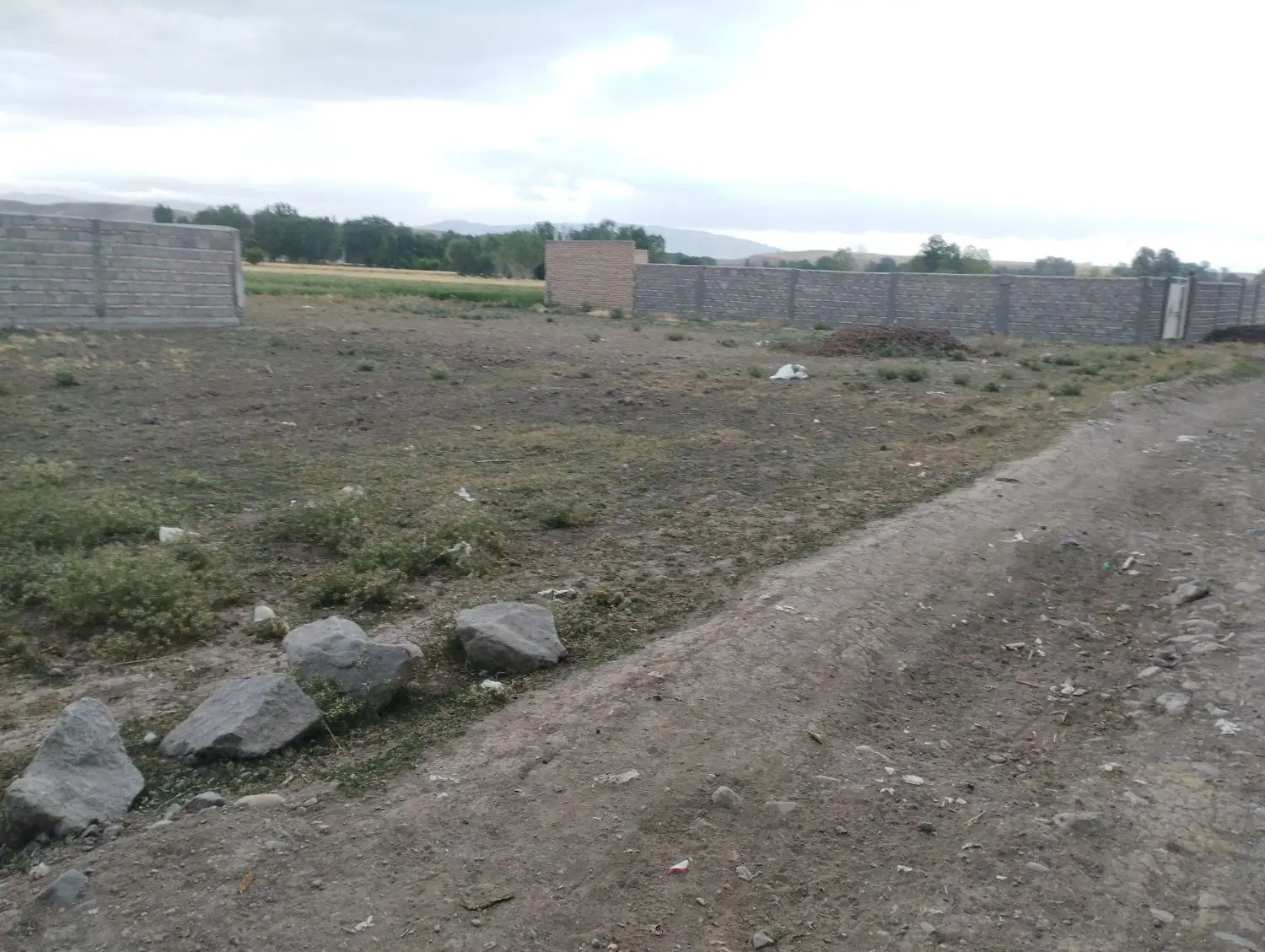 زمین به متراژ 500متر واقع در روستای چقوش