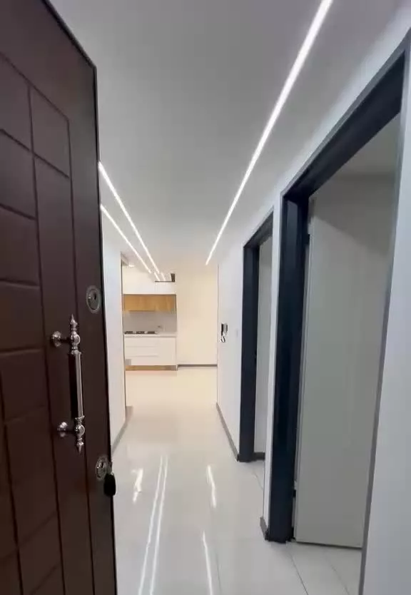 آپارتمان_۱۴۰۳_تکمیل