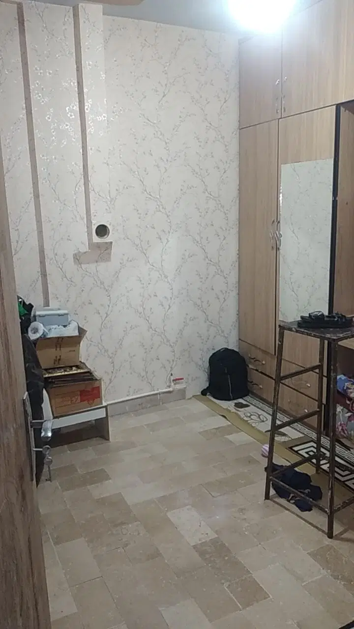 دربست ۱۲۰ متر در ۲ طبقه ۲۰ متر حیاط