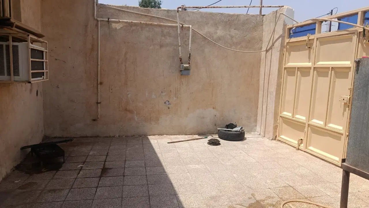 خونه هشت بنگله