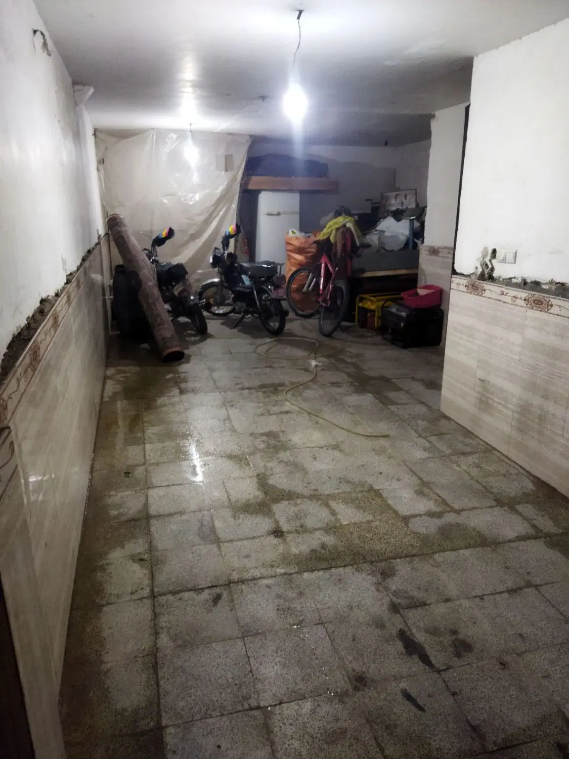 خانه سه طبقه دربست باهم 260 میلیون