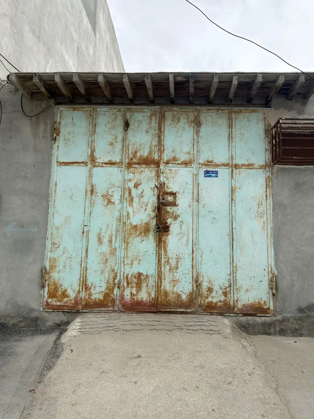 انبار ۸۰متری درگهان
