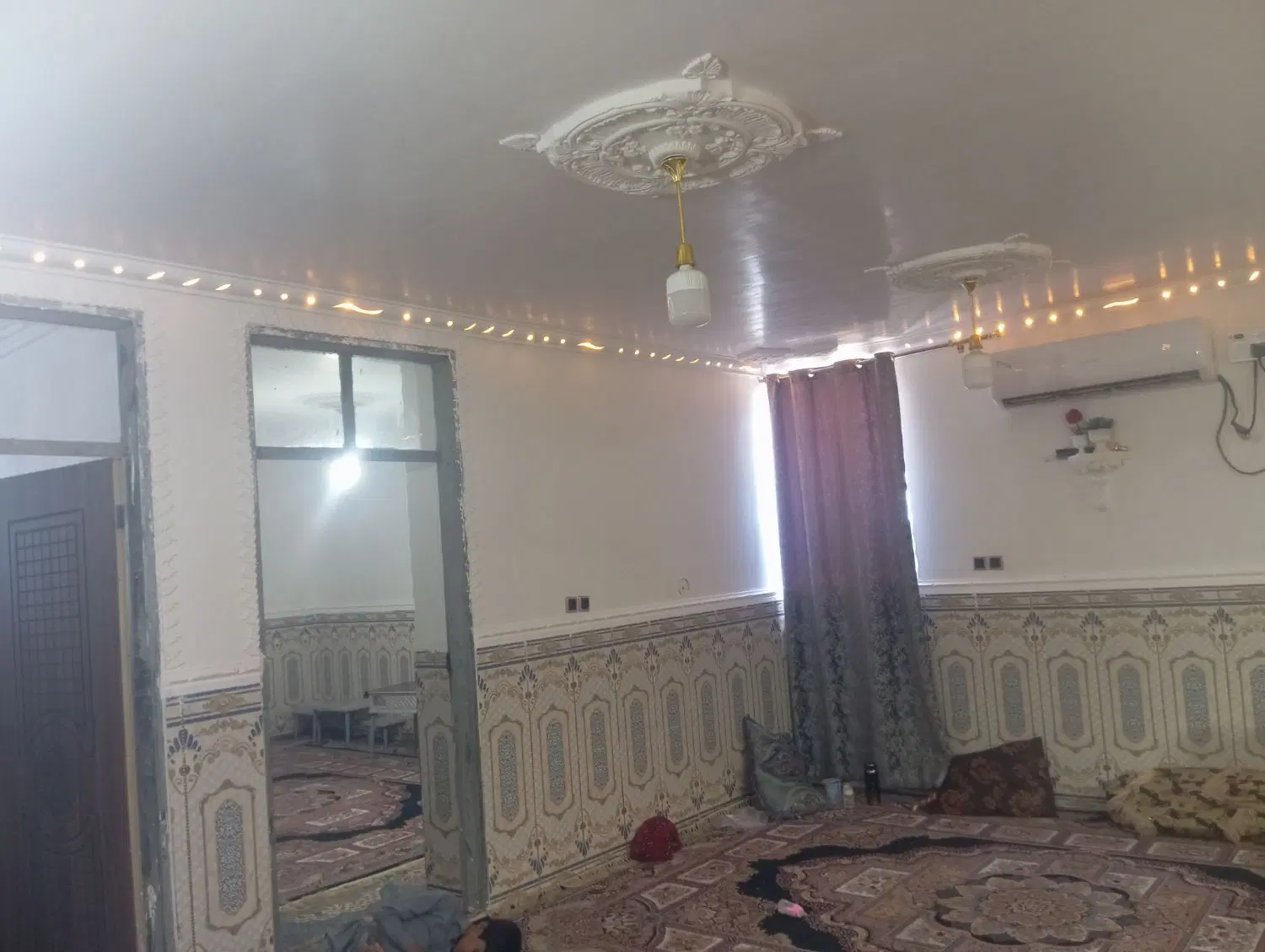 خونه اجاره ای  وحدت۳ نوکاباد سرهنگ