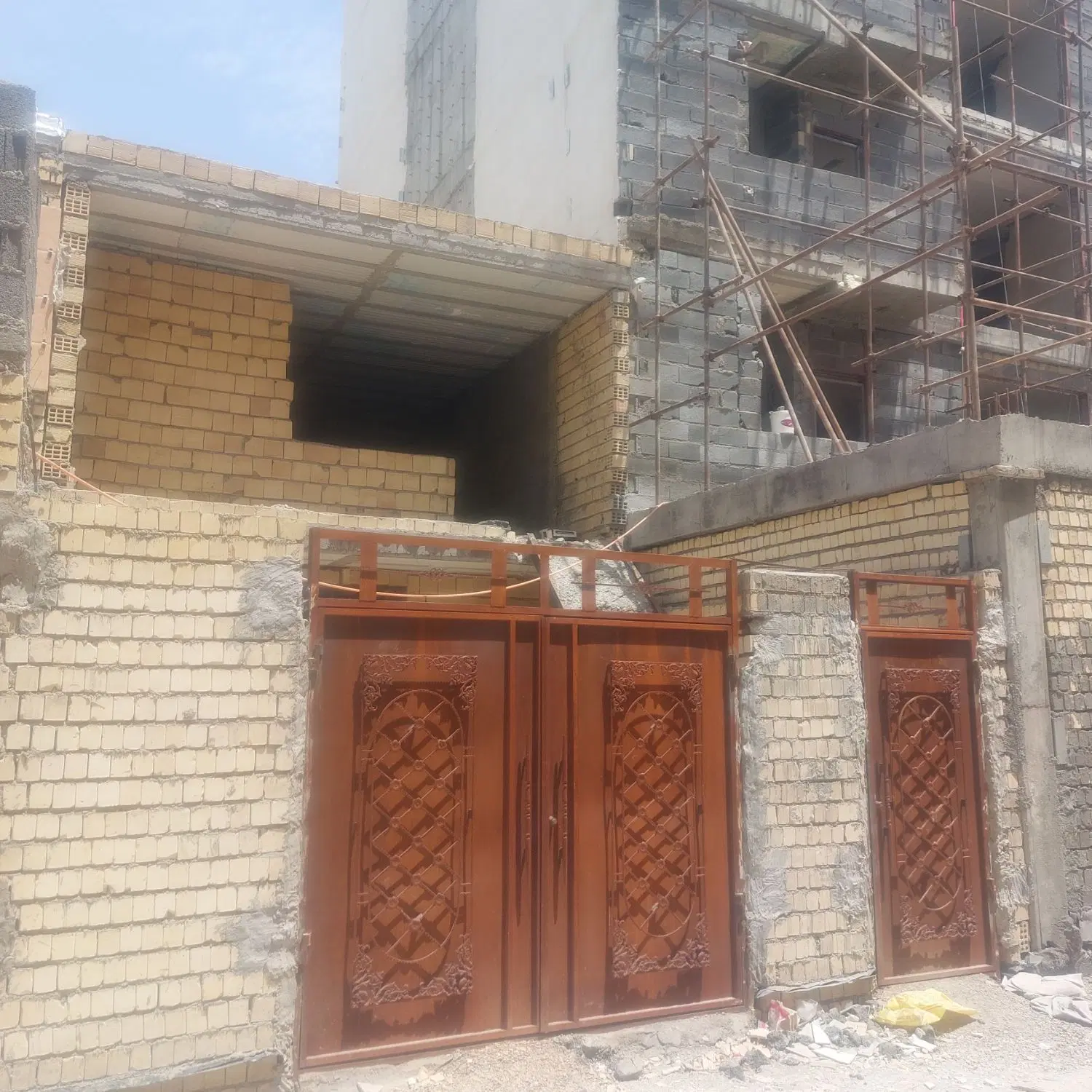 خانه دو طبقه فاز۶ آزادی ۱۲