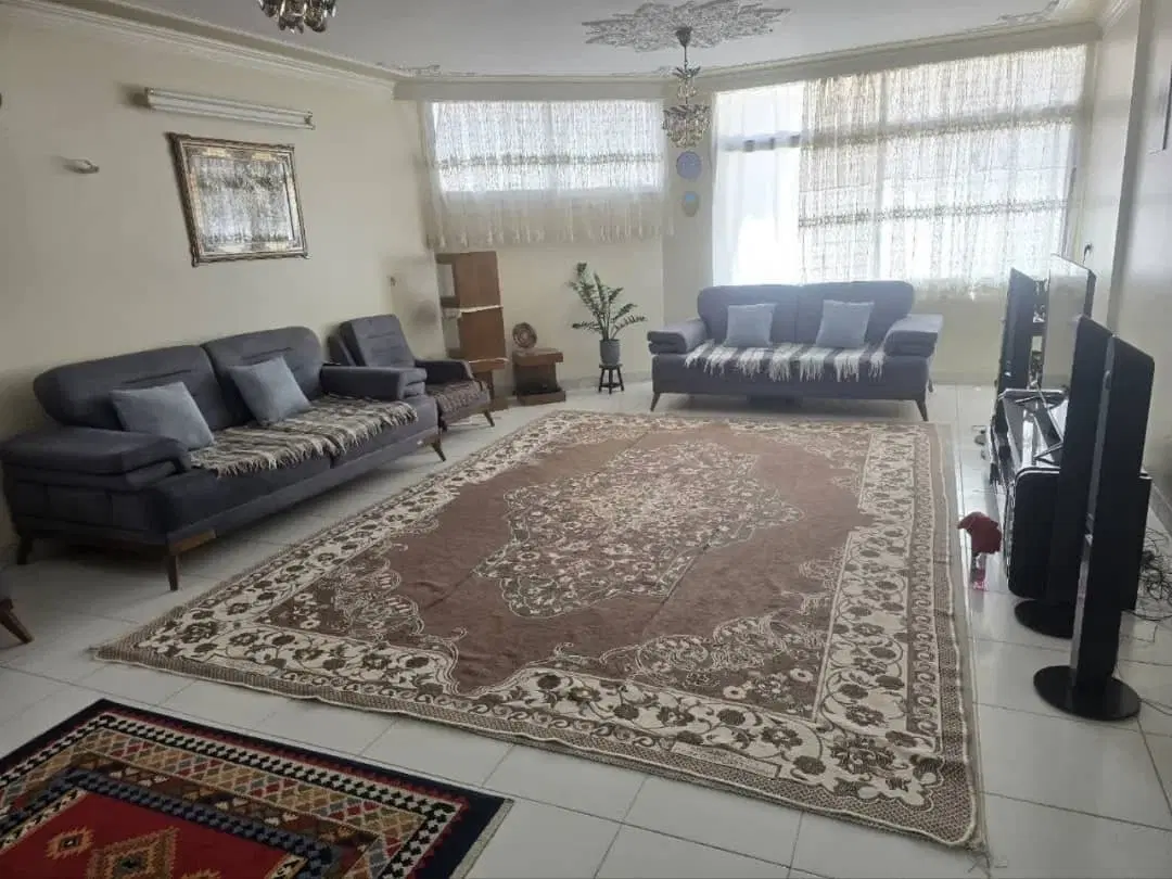 آپارتمان 125متری3خوابه تکواحدی خ خواجو
