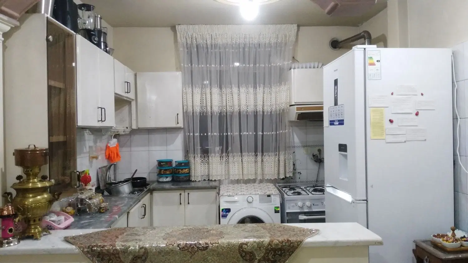 آپارتمان تک واحدی