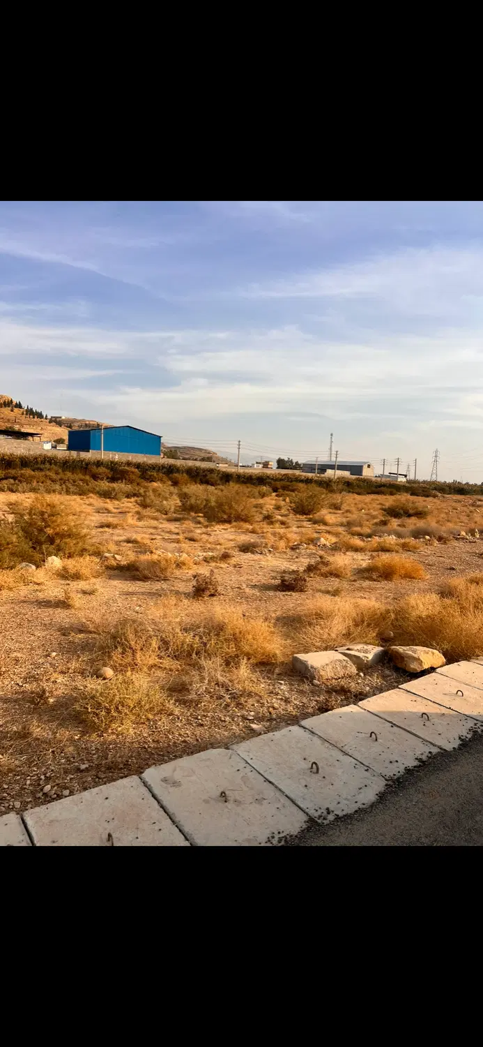 فروش زمین کاربری نمایشگاهی کامیون