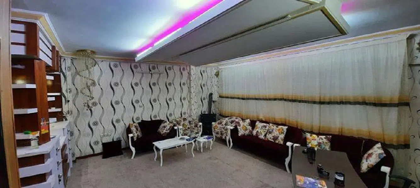 سه طبقه اپارتمان در زمین ۲۰۰ متری