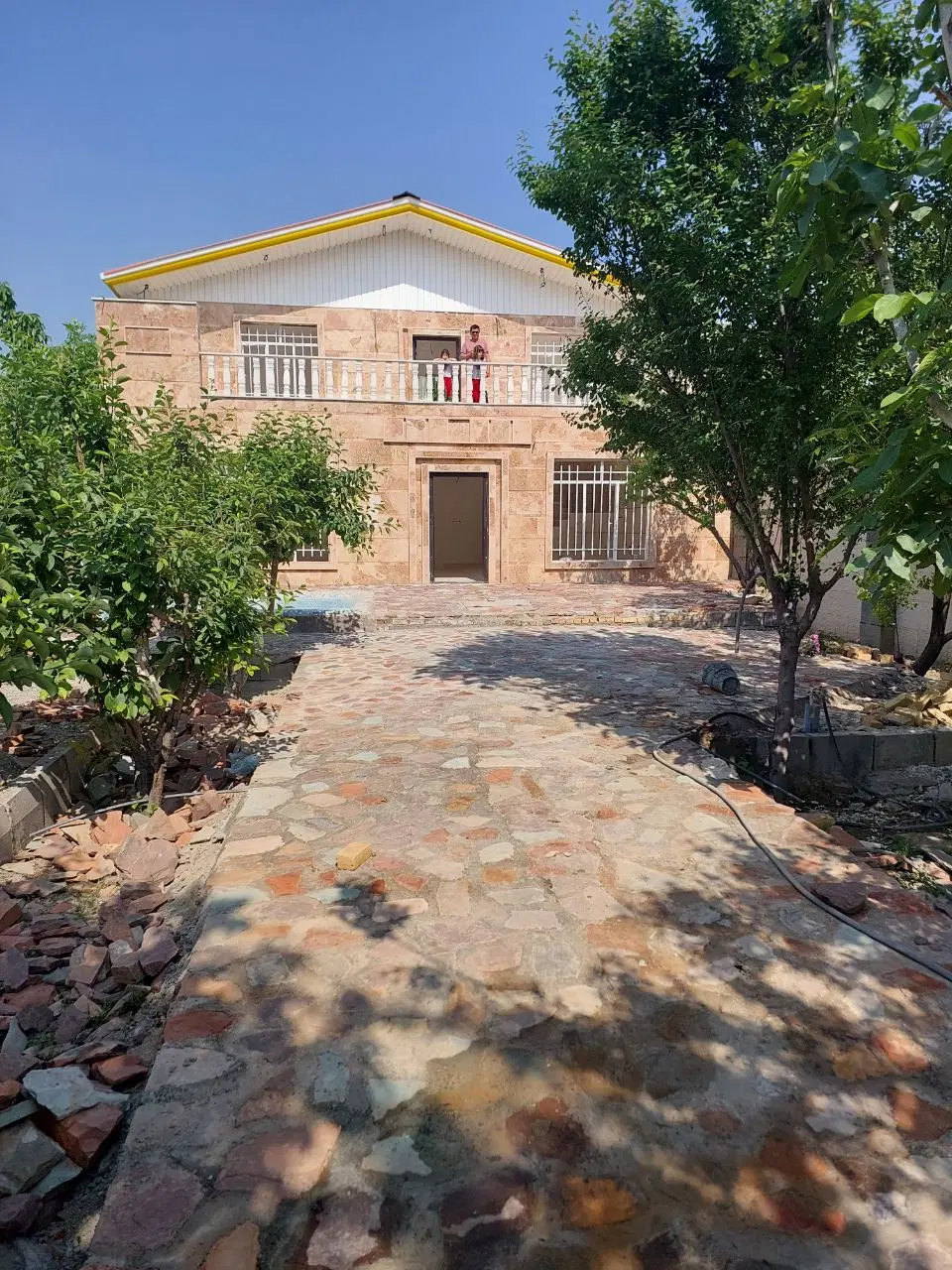 اپارتمان 90متر2خوبه فول تمام امکانات