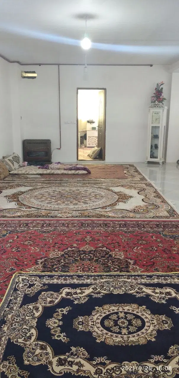 طبقه سوم 120متری امتیازکامل جدامحل امن تمیز ومرتب