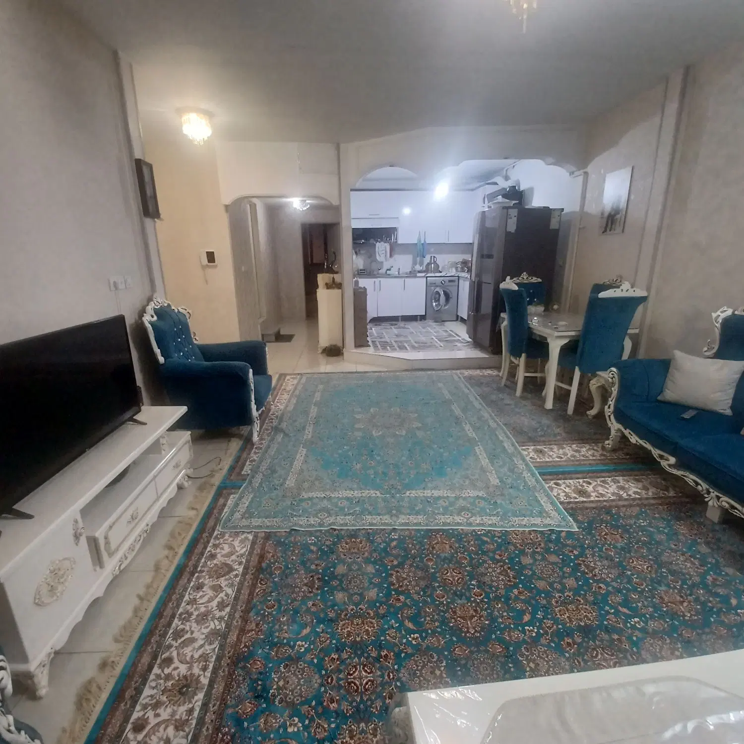 آپارتمان دوخوابه طبقه 3
