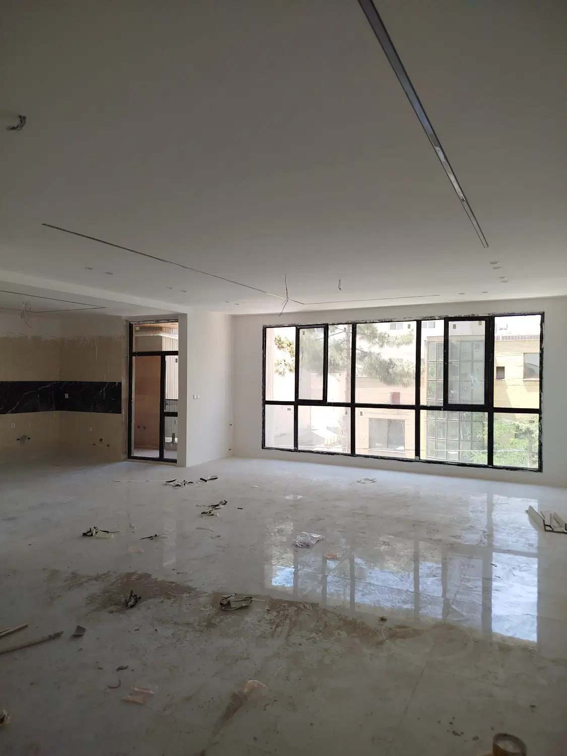 حسابی شمالی 165 متر سه خواب فول امکانات