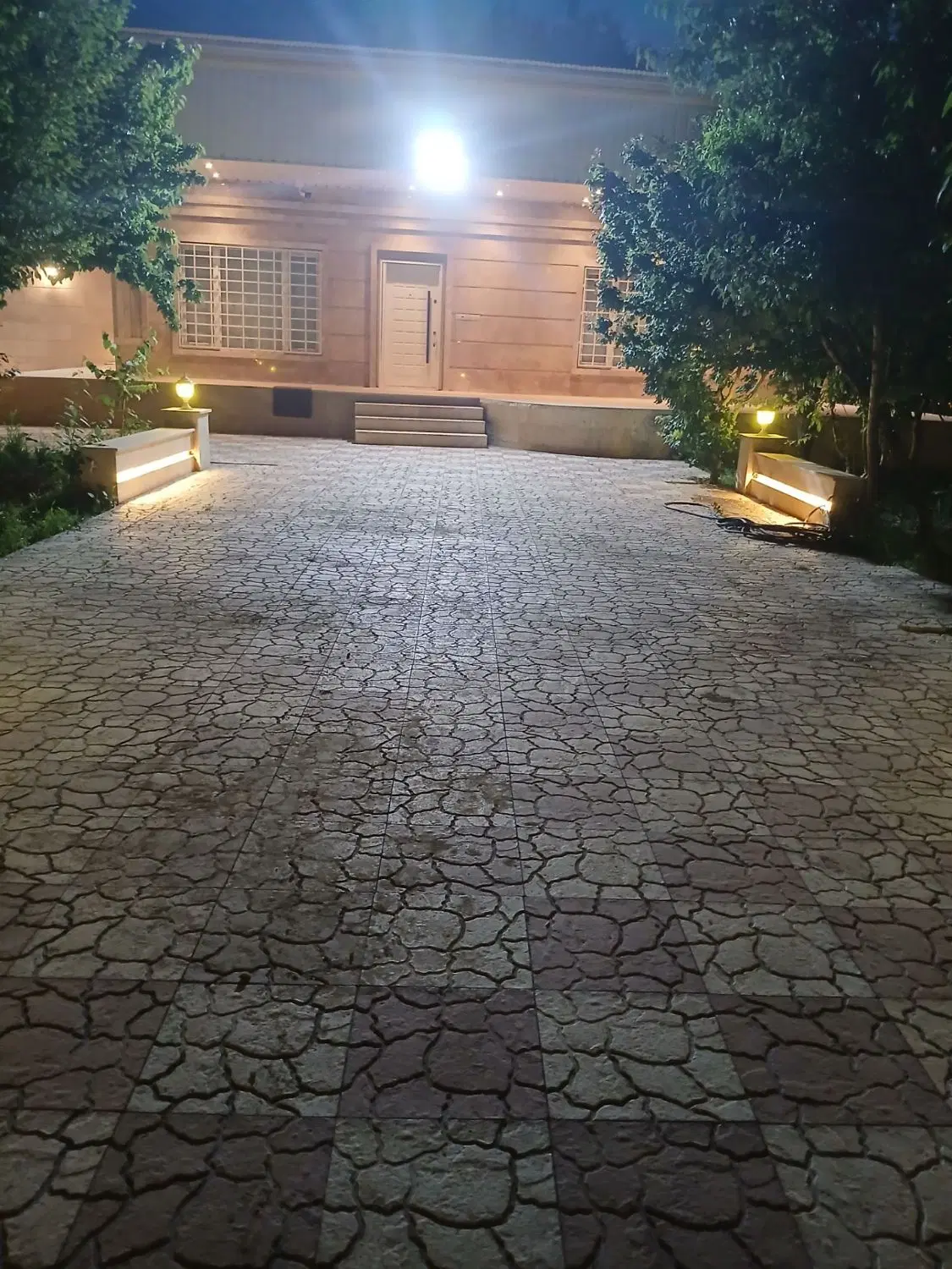 باغ ویلا