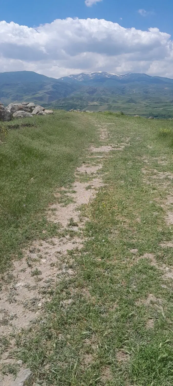 زمین درروستای حیق مشگین شهر