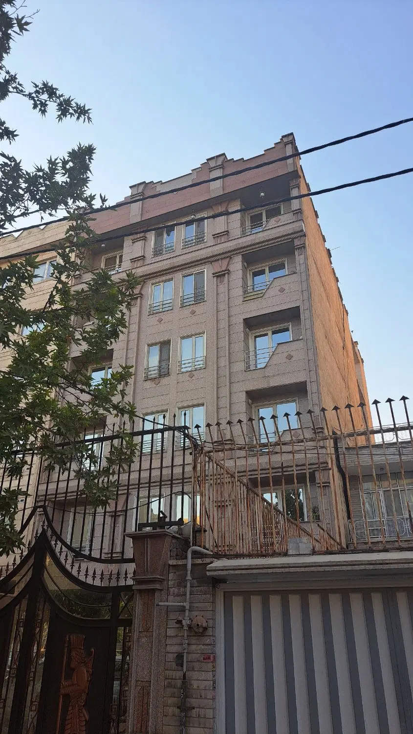 ۹۶ متر مرزداران