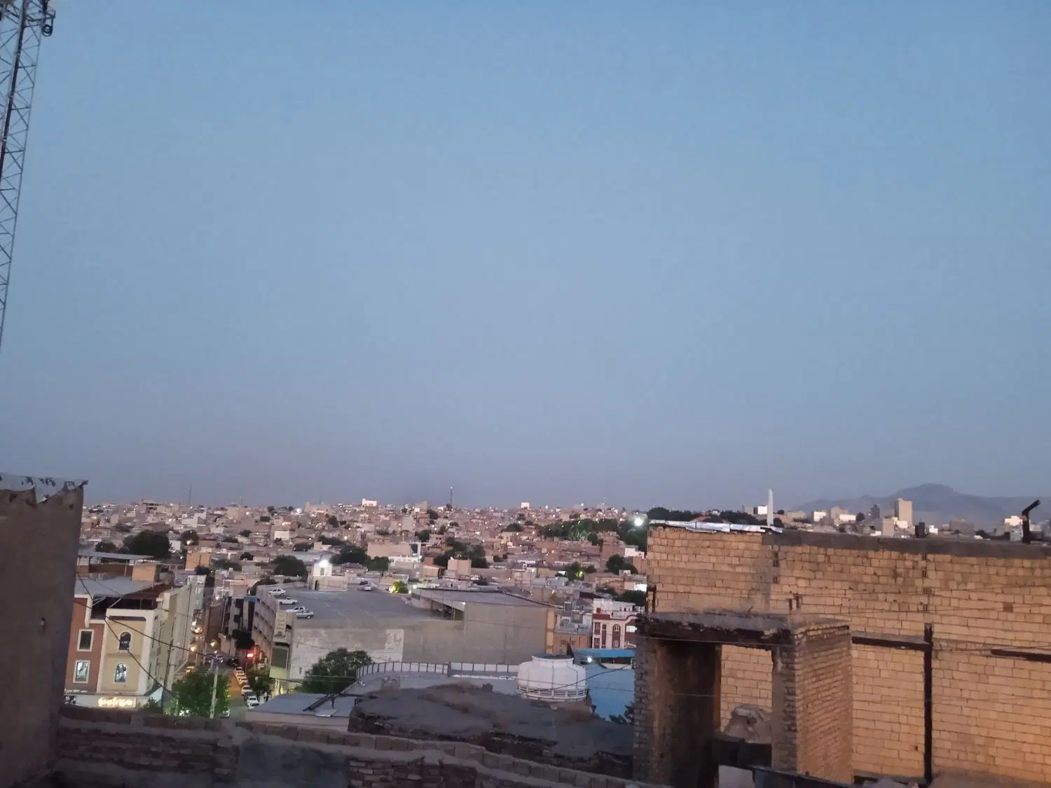 ملک ویلایی دوطبقه خیابان مدرس