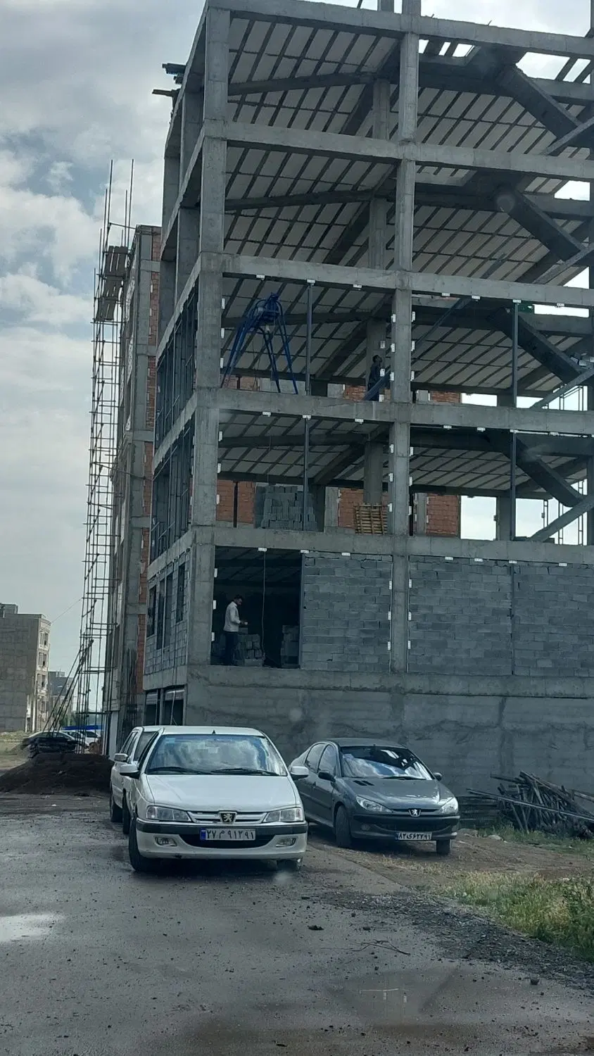 آپارتمان پیش فروش