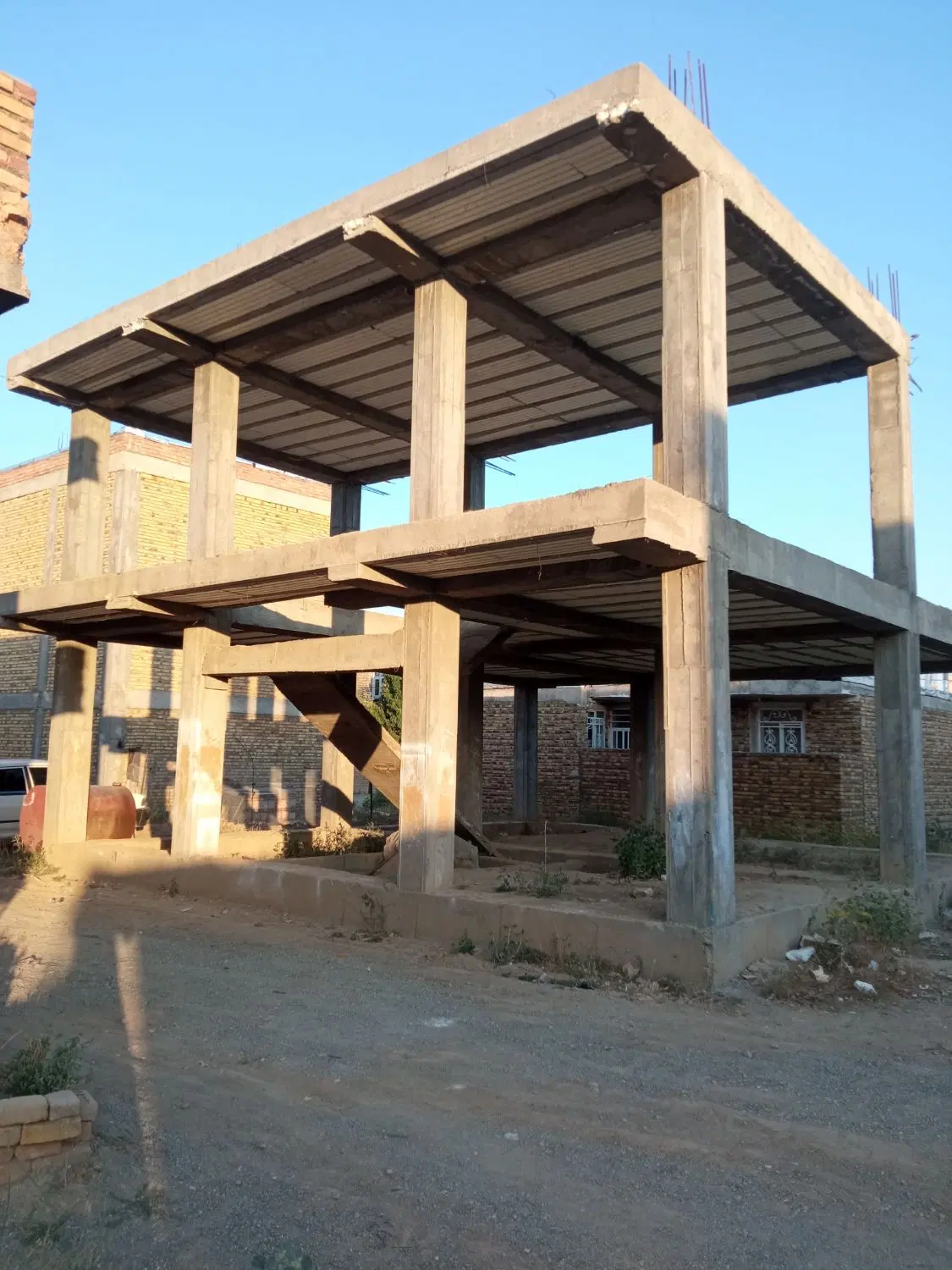 زمین در نازلو کوچه تعاون