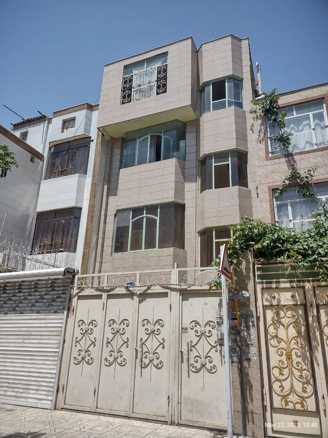 آپارتمان ۹۰ متری