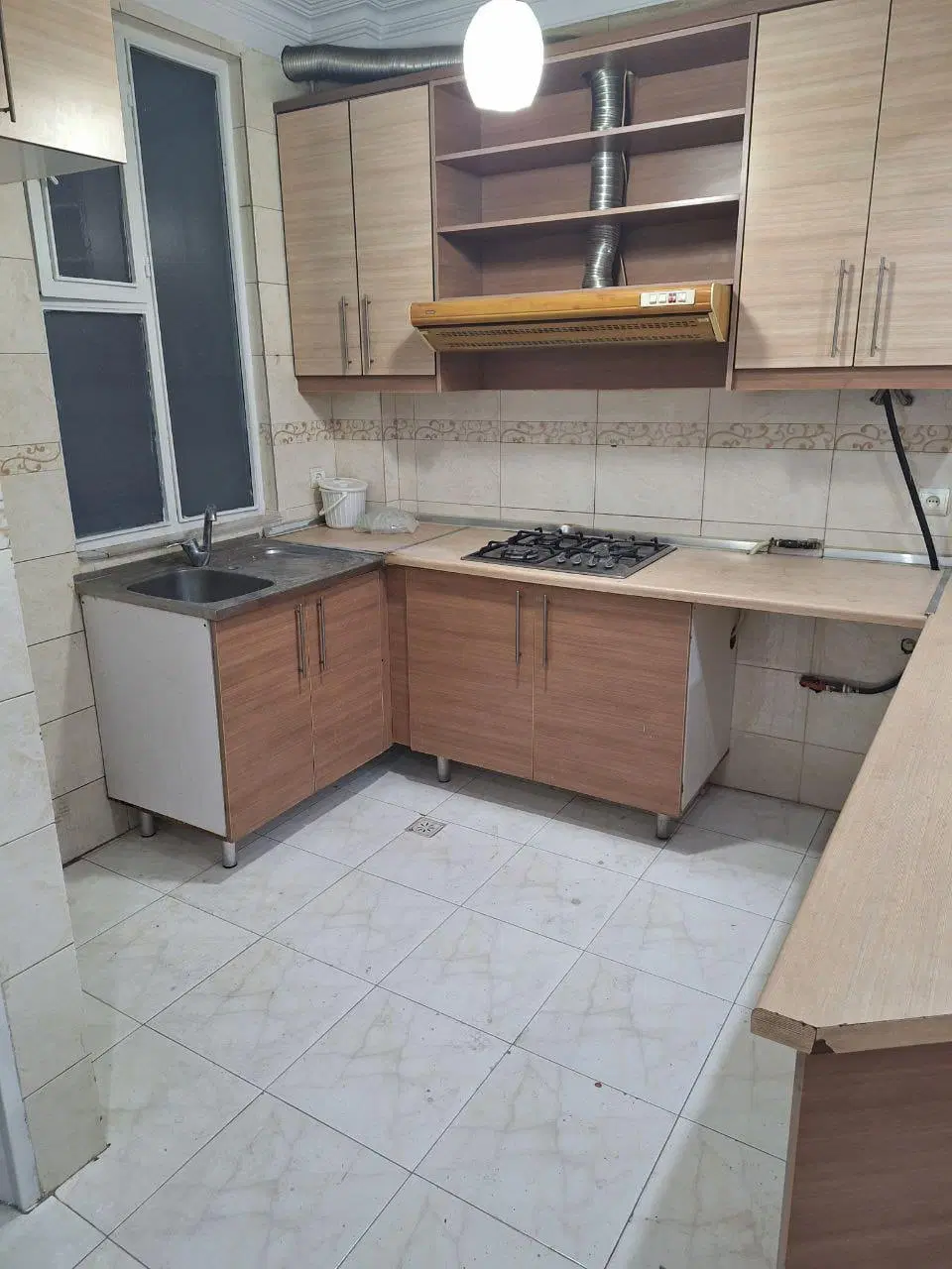 فروش یک واحد اپارتمان