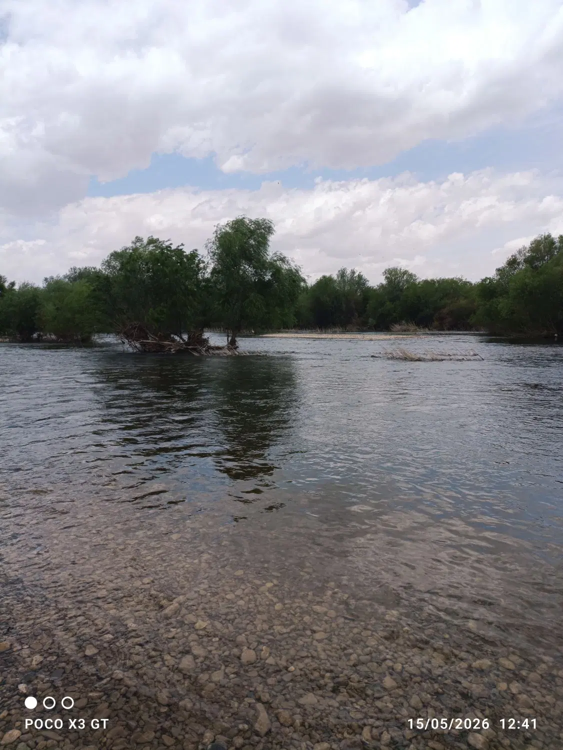 زمین پشت مهندس رشیدی
