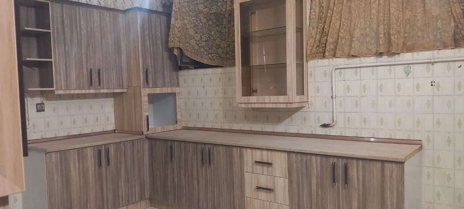 خانه طبقه اول با بالکن دل باز