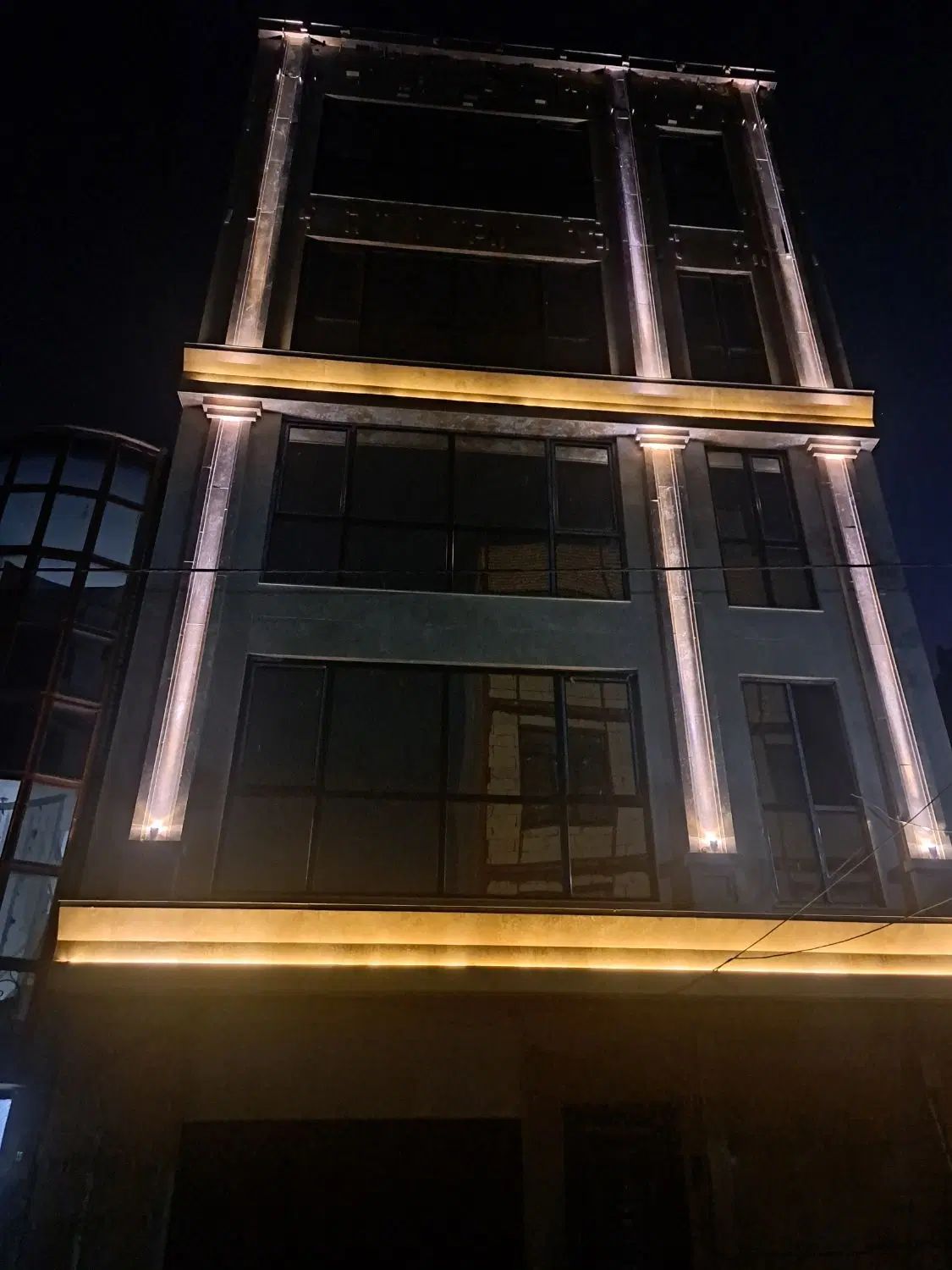 اپارتمان مصلی رستمی حرم مطهر