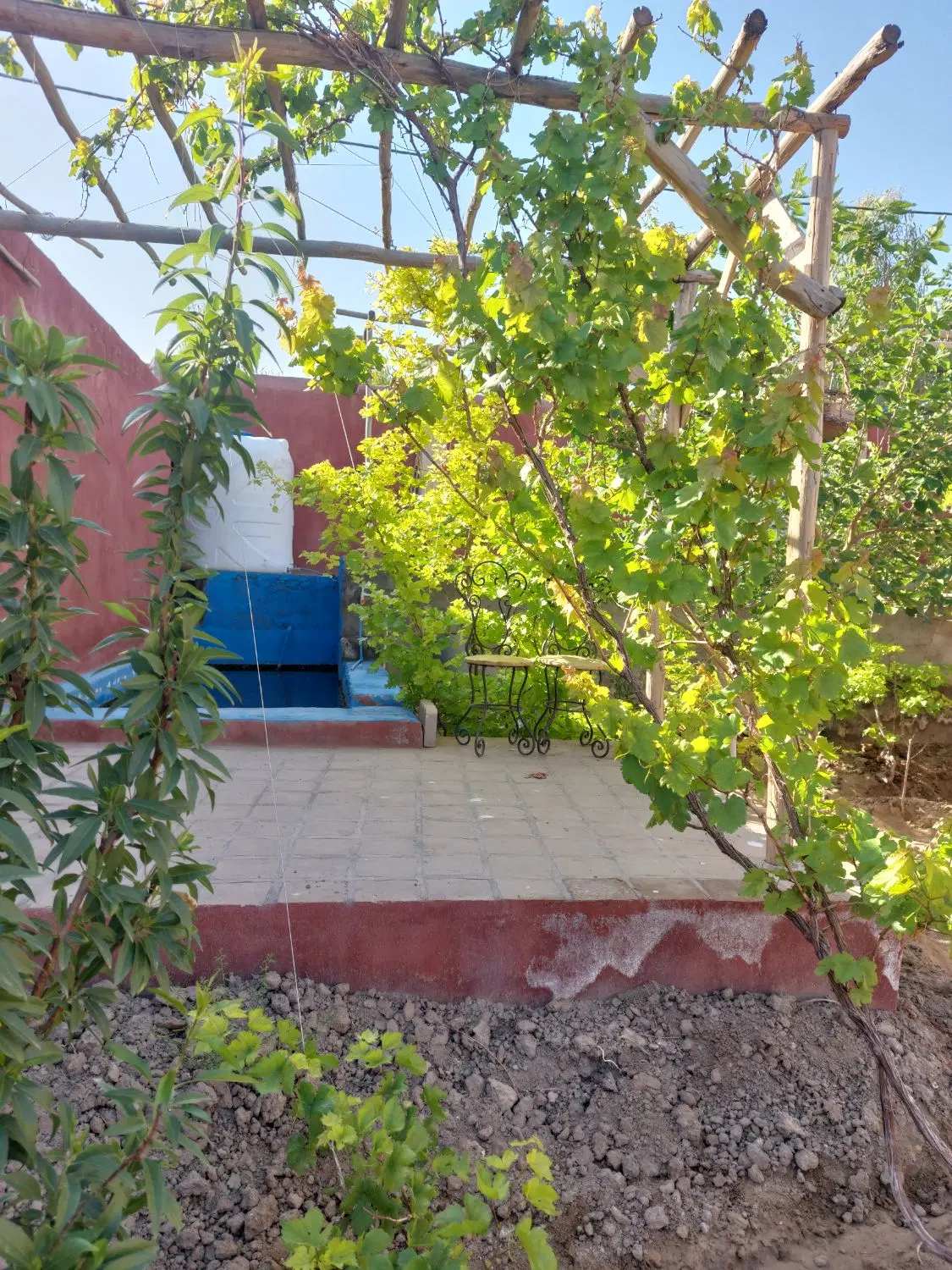 خانه باغ با برق وسهام اب