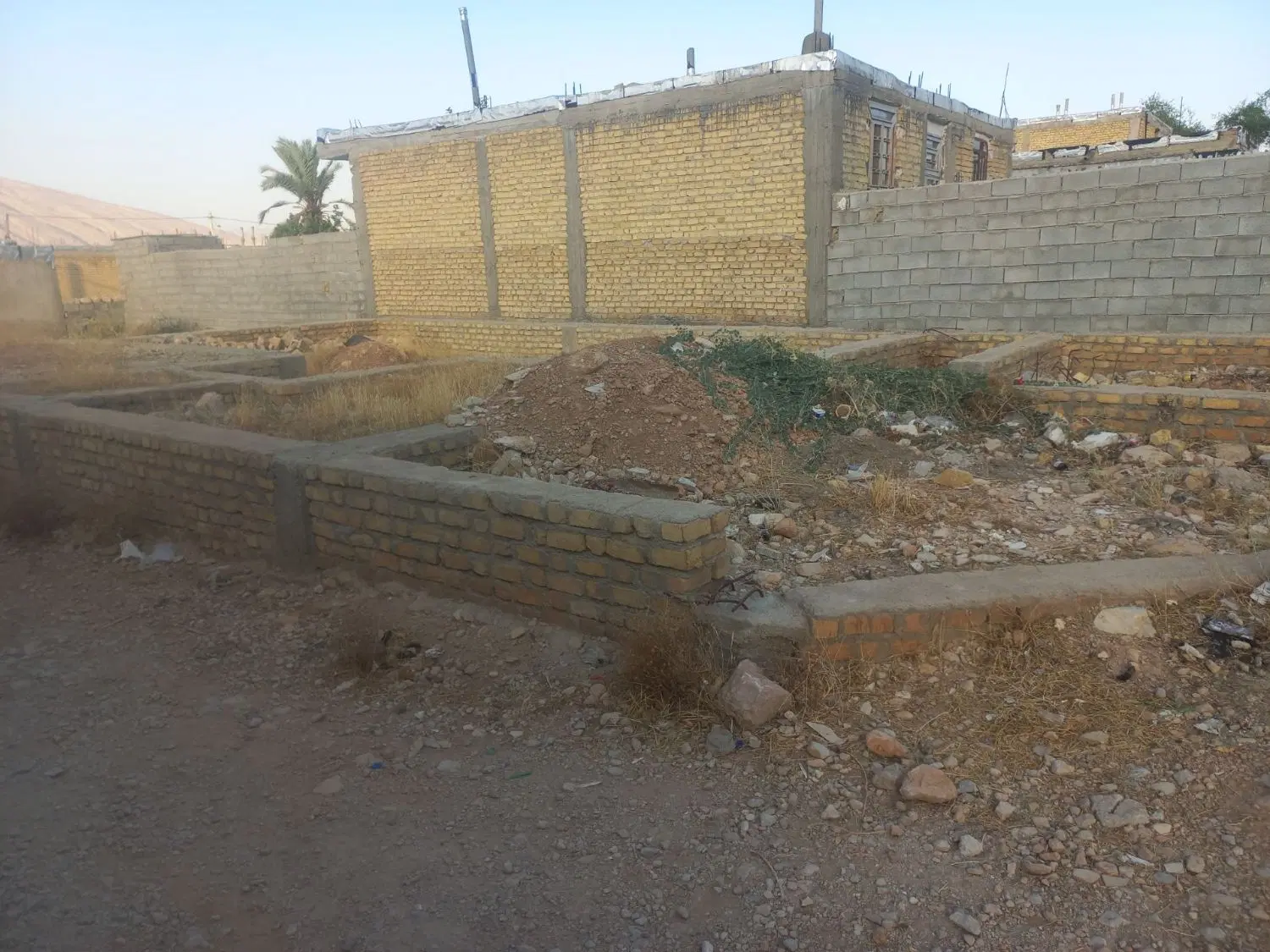 زمین مسکونی