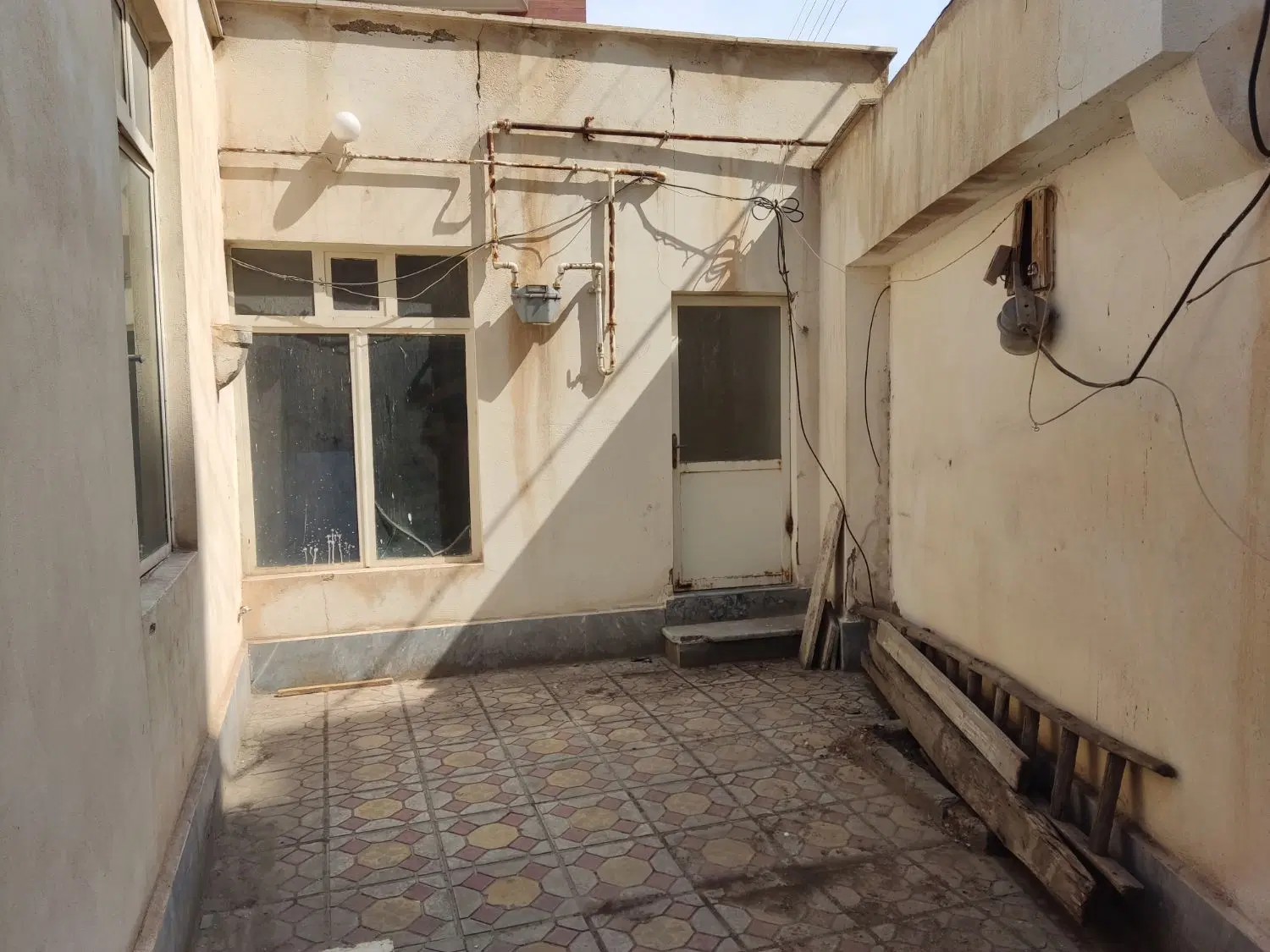 خانه مسکونی در کوی حاج فخر عباسی