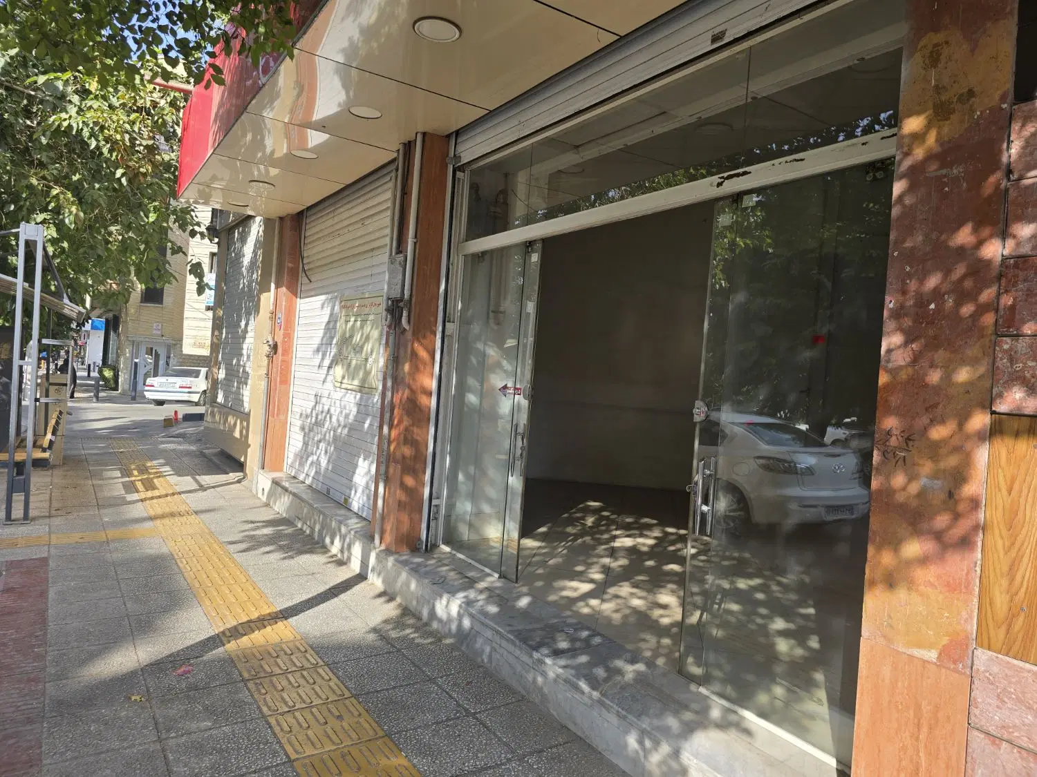 اجاره مغازه ۲۸۰ مترمربعی برخیابان