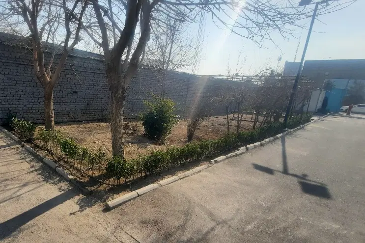 زمین چهار دیواری احمد آباد