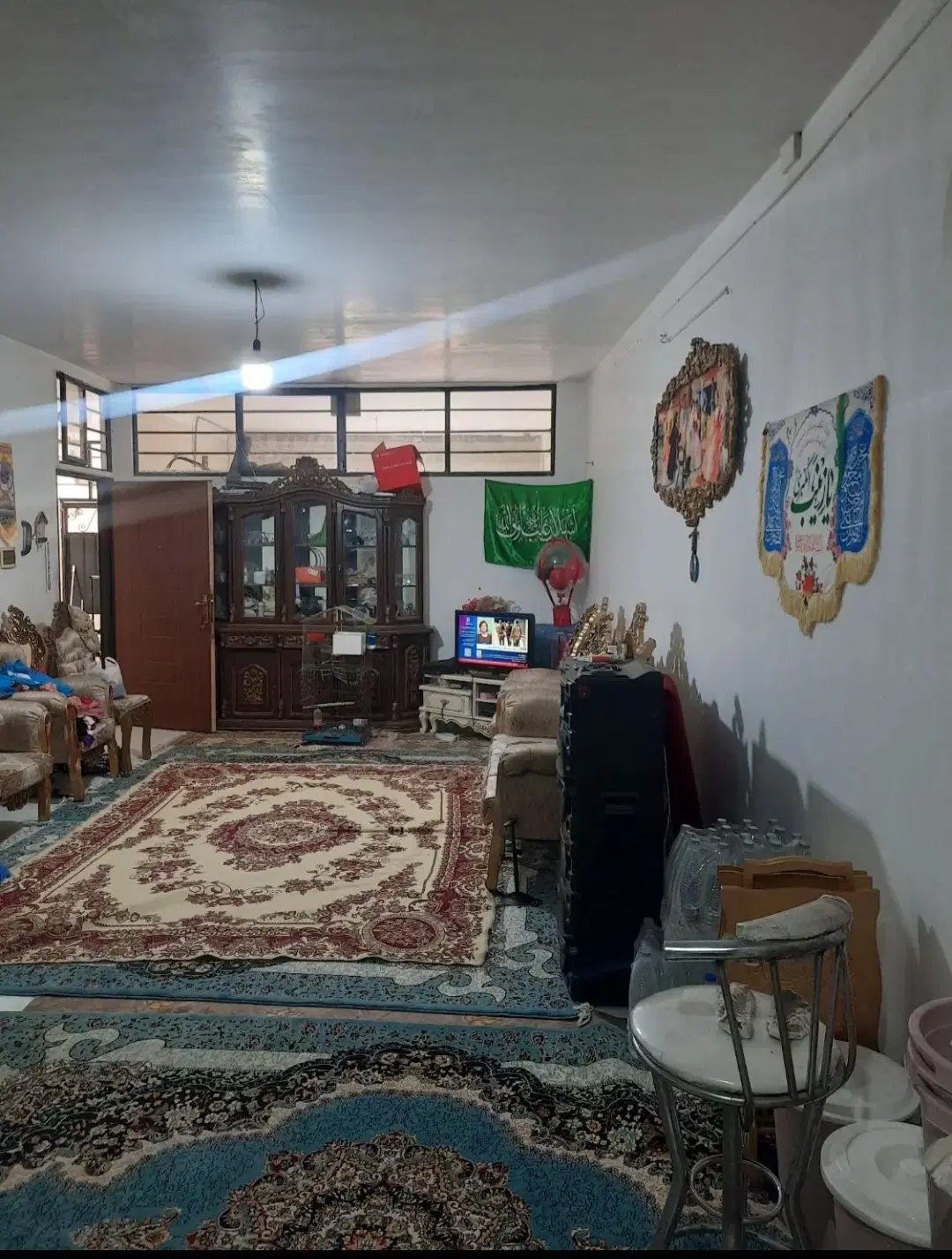 خانه ومغازه باهم
