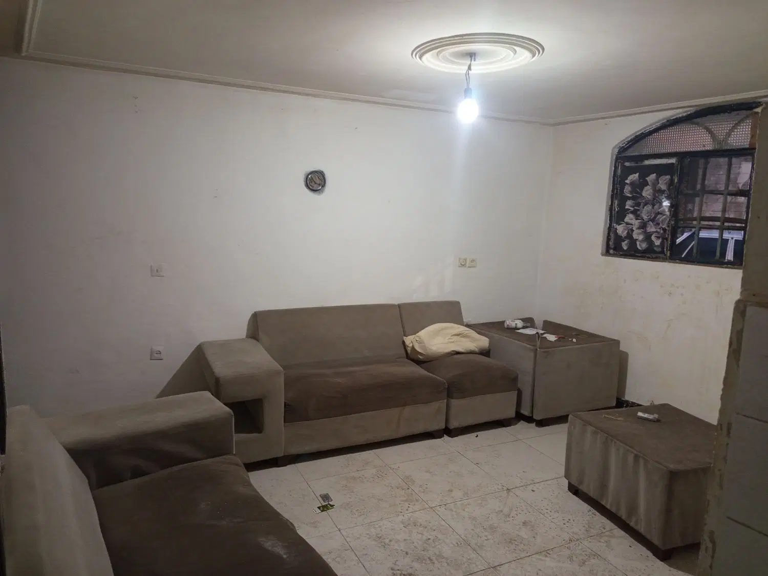 ۴۰ متر همکف دکترحسابی موقعیت تجاری