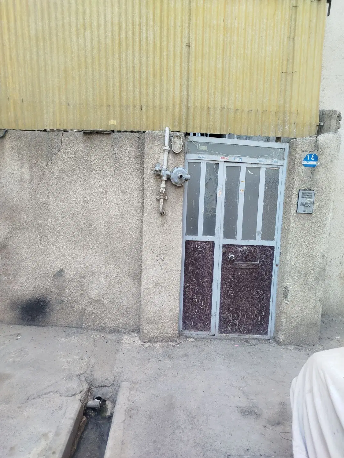 حیاط دربستی ویلایی 65متری یک طبقه