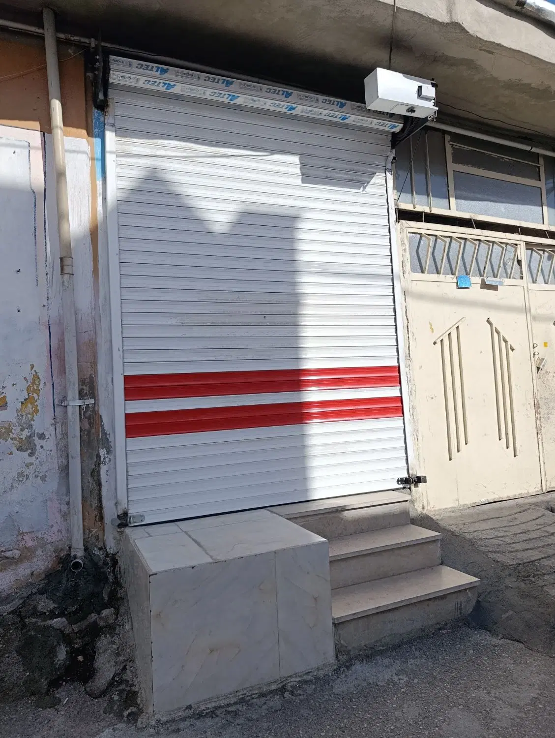 مغازه یاانبار