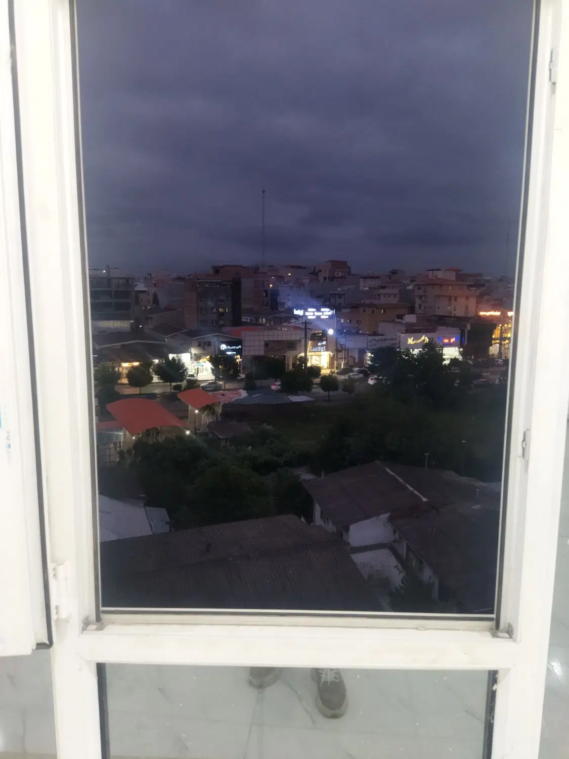 فروش فوری آپارتمان زیر قیمت۵_۸۰۰